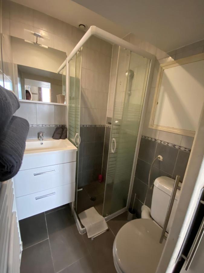 Appartamento Duplex de charme Orléans hypercentre Cathédrale avec parking et wifi Esterno foto